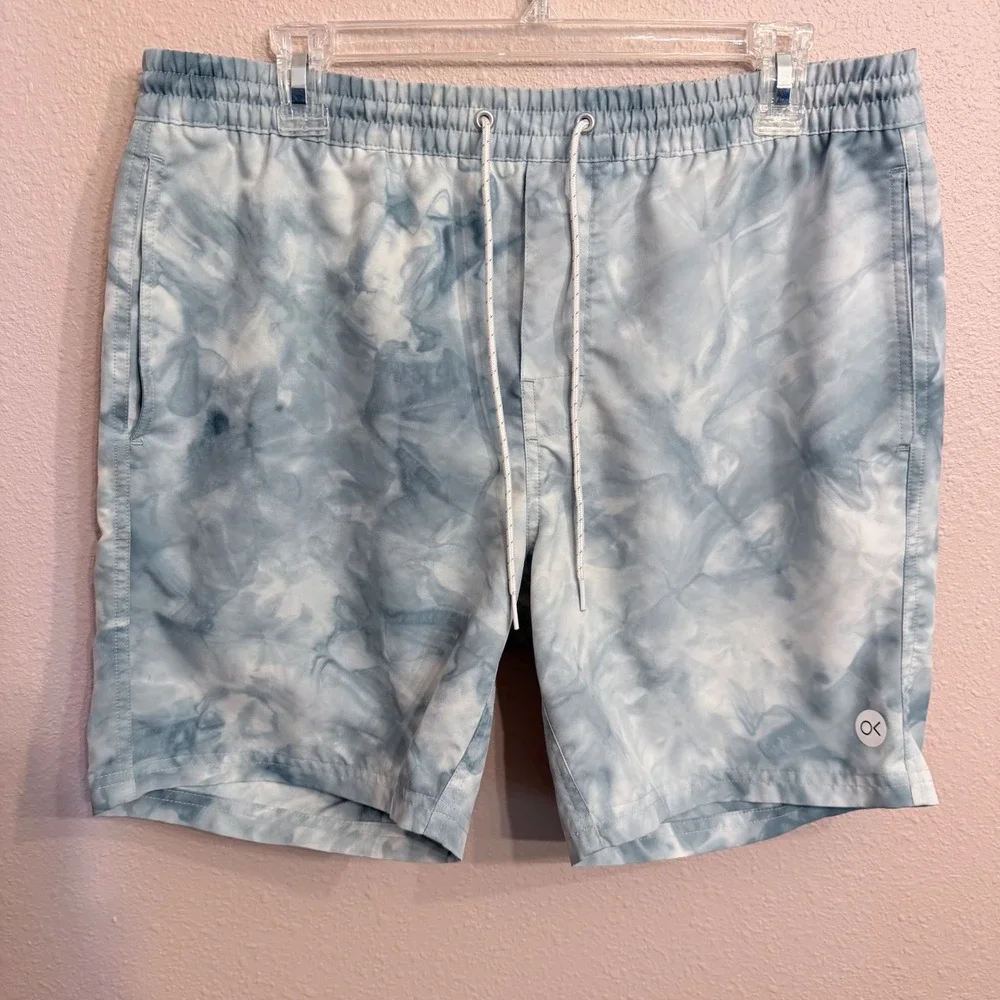 Outerknown Nomadic Volley Shorts Mens Medium Blue Tie Dye Swim Trunks Quick Dry
